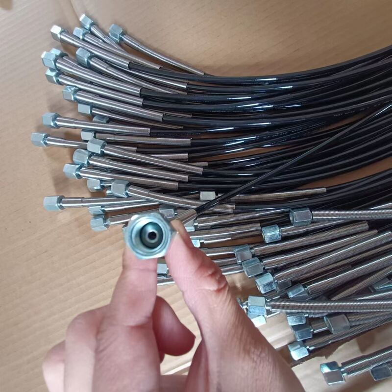 DN2 3,2 mm Diameter bagian dalam 630Bar Ultra High Pressure Test Hose 2000Bar Burst Pressure Air Charging Hose 0,5m Panjang diperpanjang