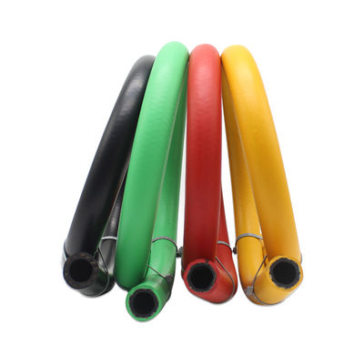 Fleksibel 20 Bar PVC Blend Rubber Fuel Bowser Hose Untuk SPBU